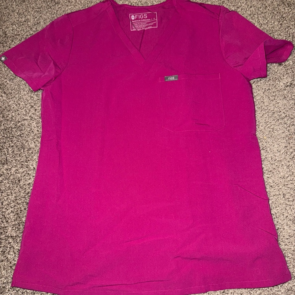 Figs Bright Fuschia Catarina Top